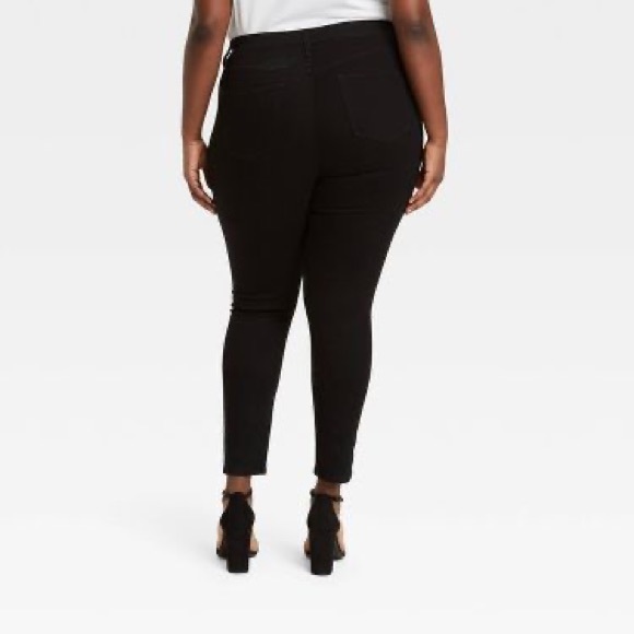 NEW PLUS SIZE Ava And Viv Skinny Jeans - Picture 2 of 3